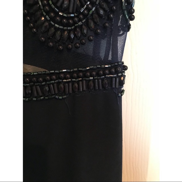 I do not have any more events to wear it to. - Picture 5 of 8